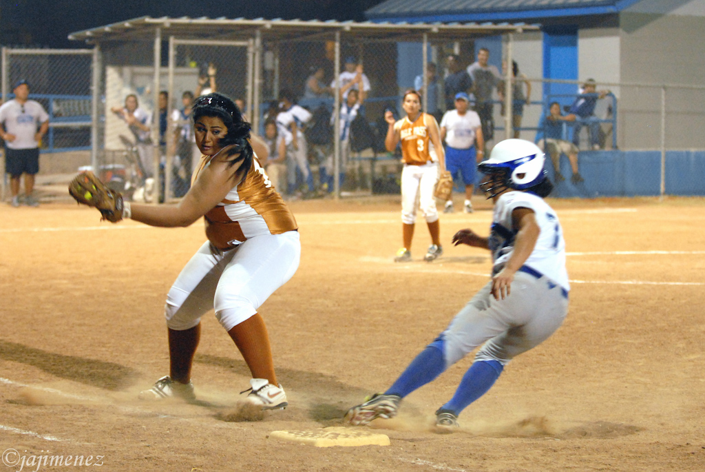 Laredo Cigarroa 041911